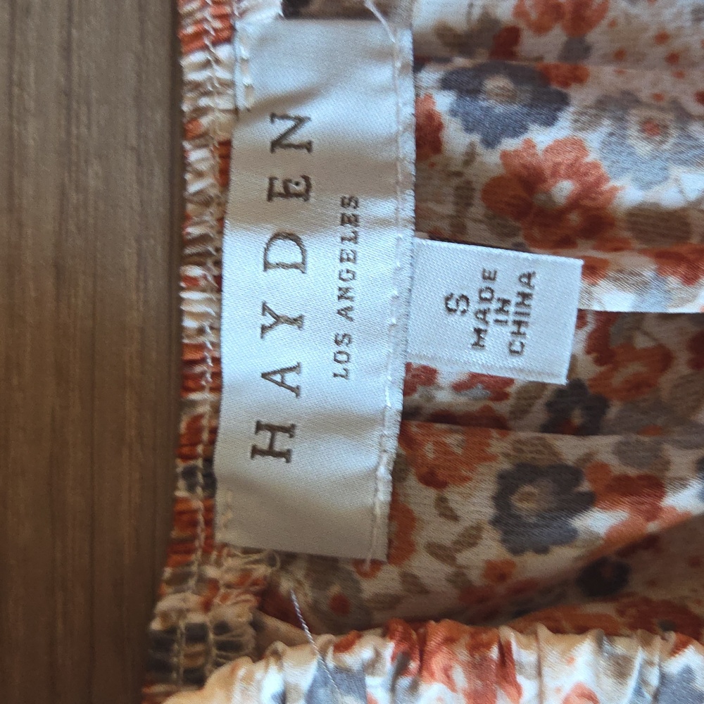Hayden Multicolor Floral Top - Picture 4 of 5
